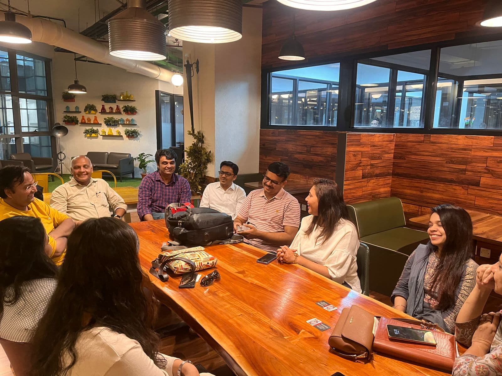 An early roundtable between founders